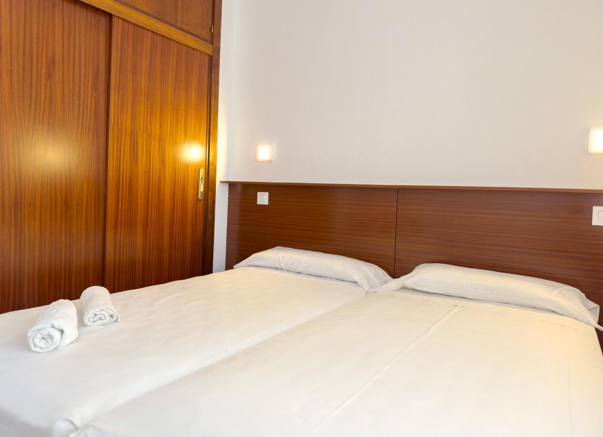 Rentalmar Atlantida Apartamentos Salou Exterior photo